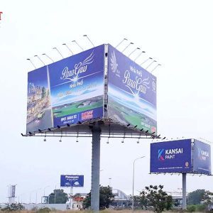 Thi Công Biển 1 Cột Tấm Lớn